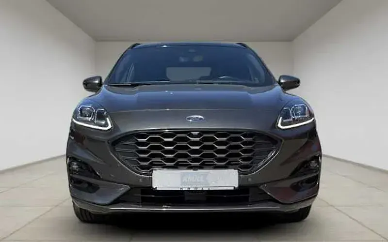 Gebraucht Ford Kuga ST-Line X 243 PS (178 kW) 2023 Grau SUV