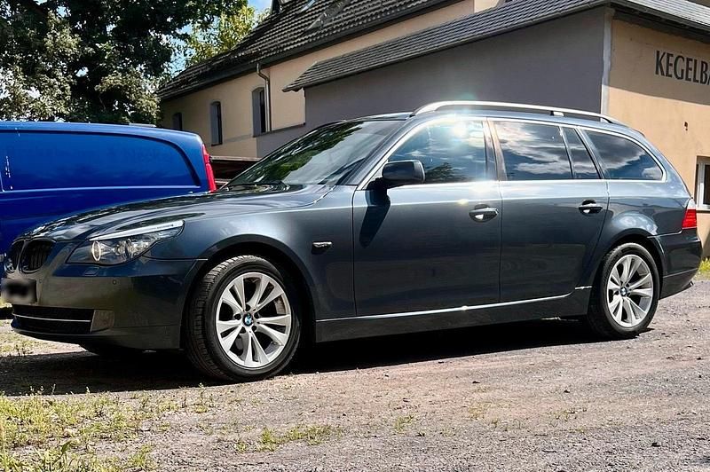 Używany BMW 530 235 KM (172 kW) 2009 Szary Kombi