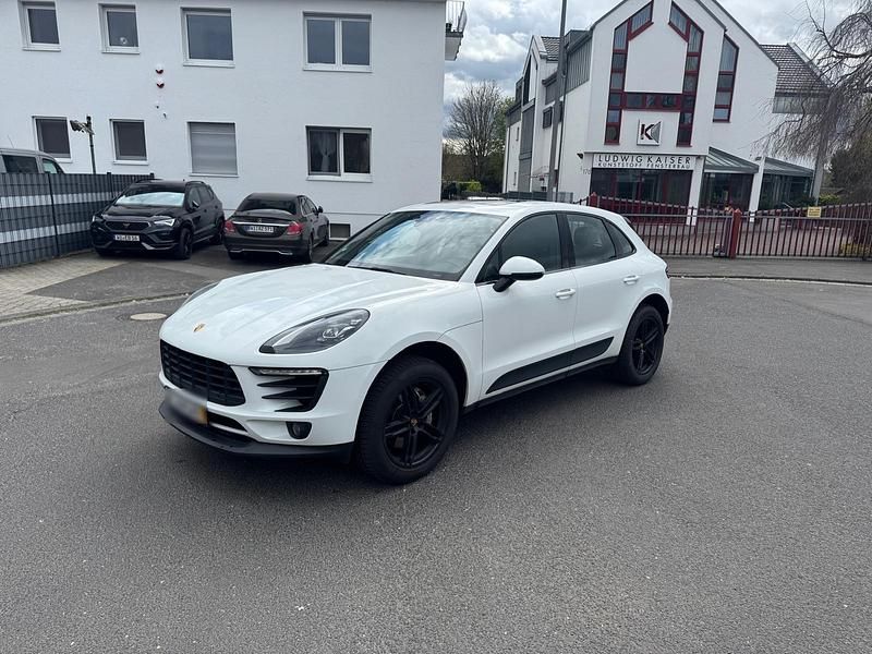 Gebraucht Porsche Macan S 258 PS (189 kW) 2016 Weiß SUV