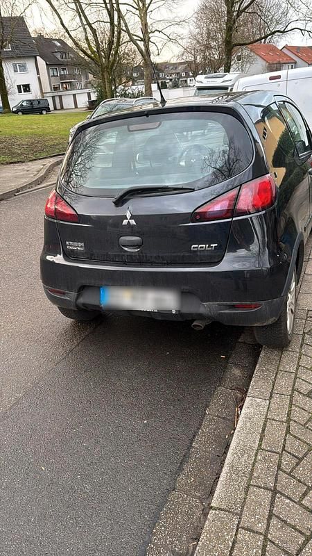 Gebraucht Mitsubishi Colt 75 PS (55 kW) 2011 Schwarz Kleinwagen