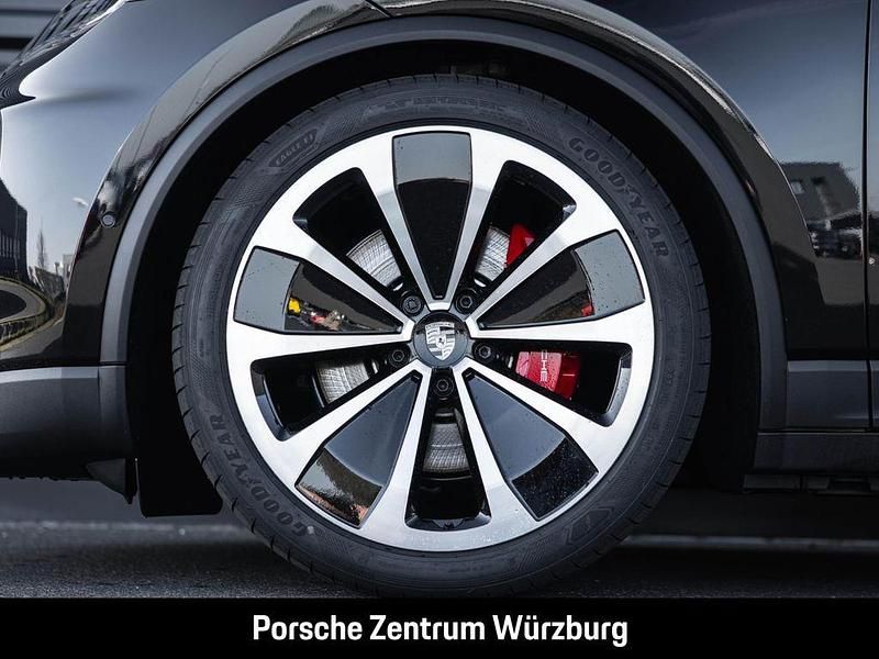 Gebraucht Porsche Macan 380 kW (517 PS) 2025 Tiefschwarzmetallic SUV