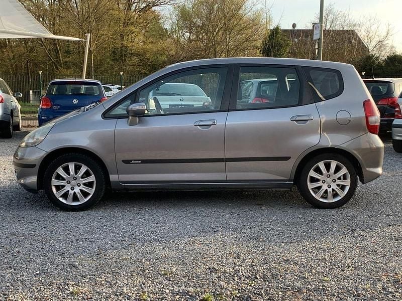 Gebraucht Honda Jazz ES 83 PS (61 kW) 2007 Grau Kleinwagen
