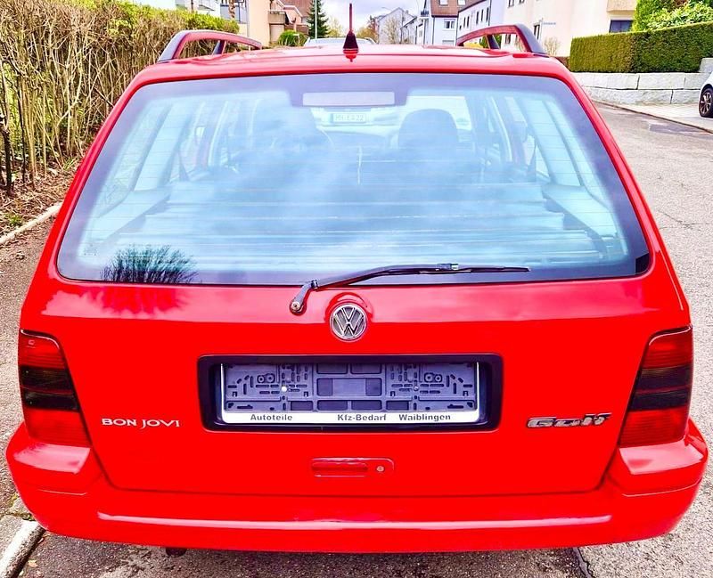 Gebraucht VW Golf III 100 PS (73 kW) 1996 Rot Kombi