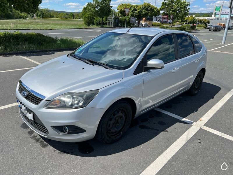 Silber Gebraucht 2009 Ford Focus Sport Limousine | 1.650 € (Superpreis) - Bild 1/4