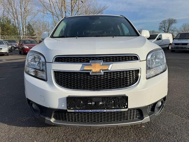 Gebraucht Chevrolet Orlando LS 141 PS (103 kW) 2011 Van / Kleinbus