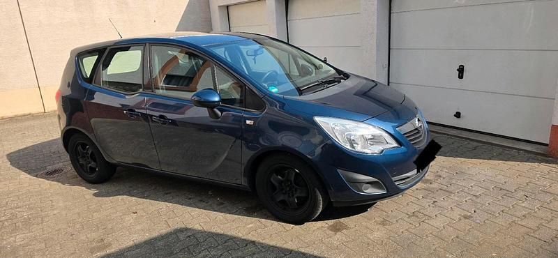 Gebraucht Opel Meriva 101 PS (74 kW) 2011 Blau Van / Kleinbus