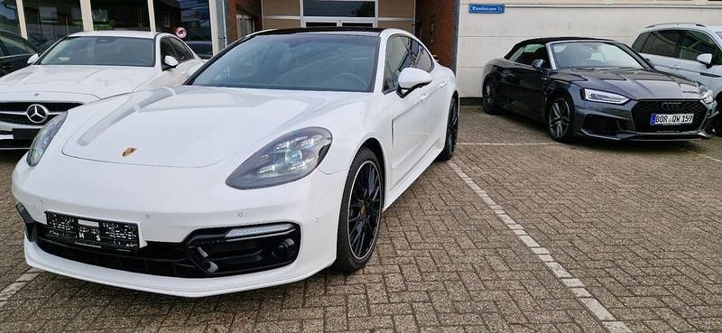 Gebraucht Porsche Panamera 4 330 PS (242 kW) 2018 Weiß Limousine