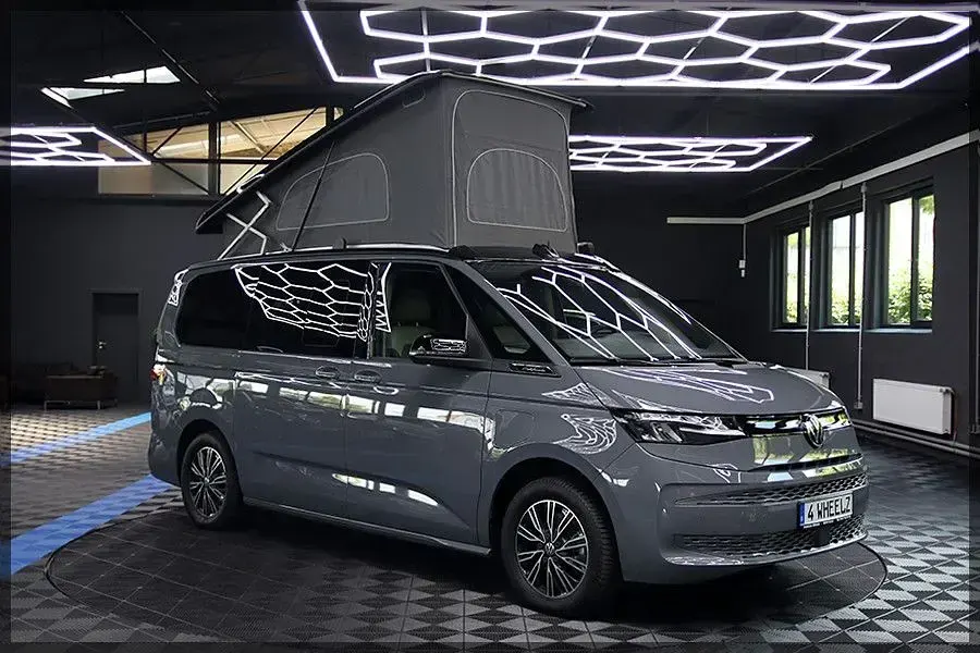 Gebraucht VW California Coast 245 PS (180 kW) 2025 Grau Van