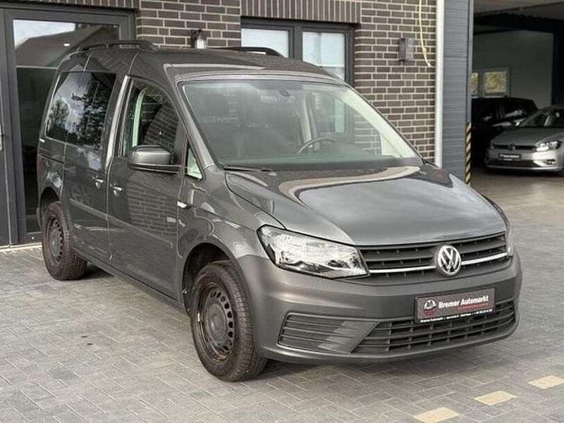 Grau Gebraucht 2017 VW Caddy Trendline Van / Kleinbus | 10.990 € (Guter Preis) - Bild 1/4