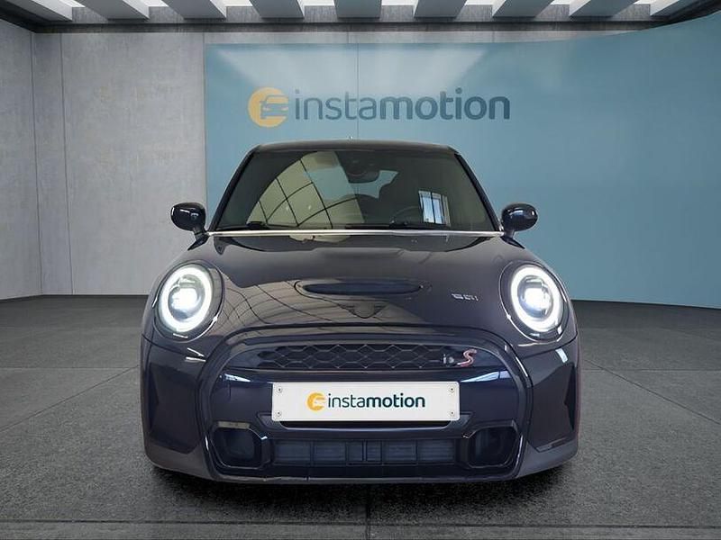 Używany Mini Cooper S Classic 178 KM (130 kW) 2023 Czarny Hatchback