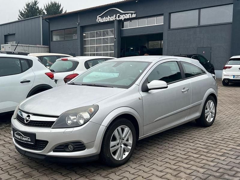 Gebraucht Opel Astra GTC Sport 140 PS (102 kW) 2007 Silber Coupé