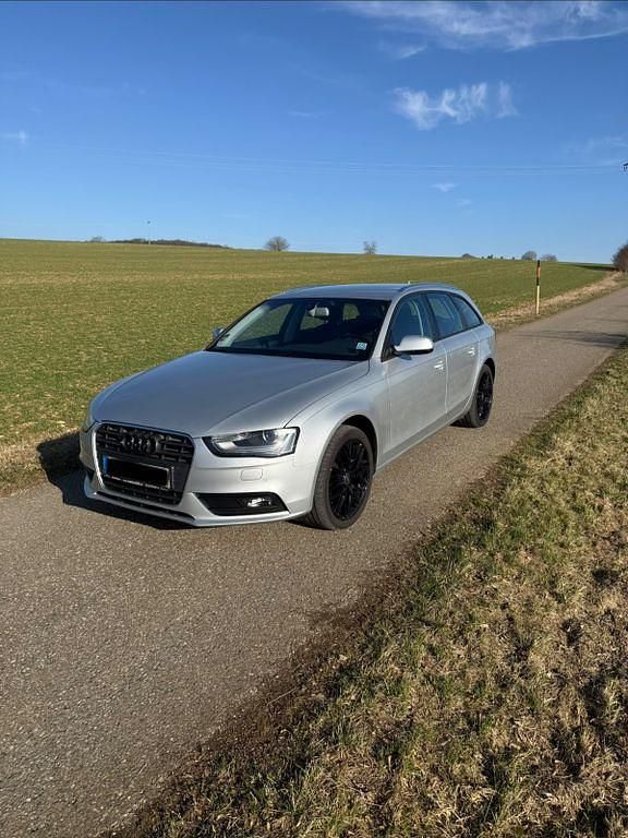 Gebraucht Audi A4 Ambiente 177 PS (130 kW) 2012 Silber Kombi
