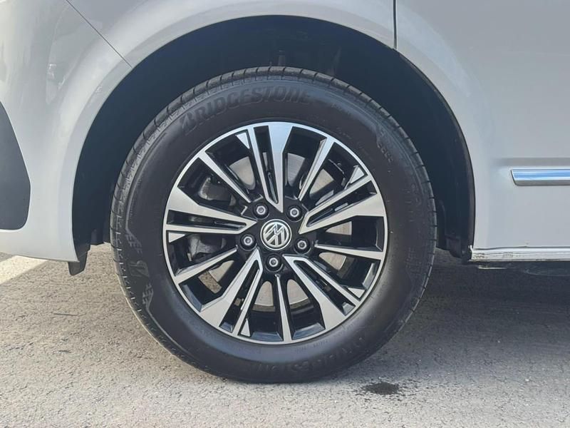 Używany VW Multivan Generation Six 204 KM (150 kW) 2022 Minivan
