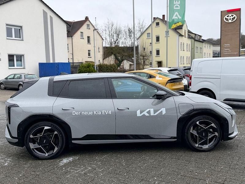 Gebraucht Kia EV4 GT-Line 150 kW (204 PS) 2025 Grau Kleinwagen