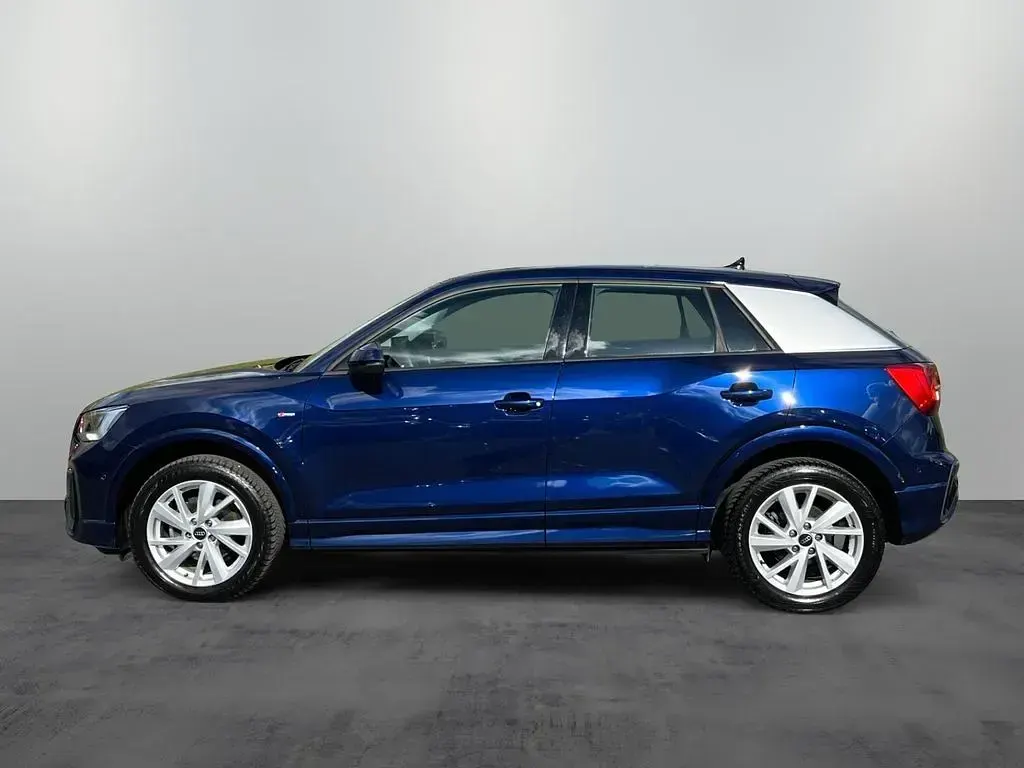 Gebraucht Audi Q2 S-Line 150 PS (110 kW) 2025 Navarrablau metallic SUV