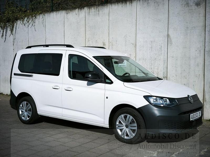 Gebraucht VW Caddy 114 PS (83 kW) 2022 Candyweiß Van / Kleinbus