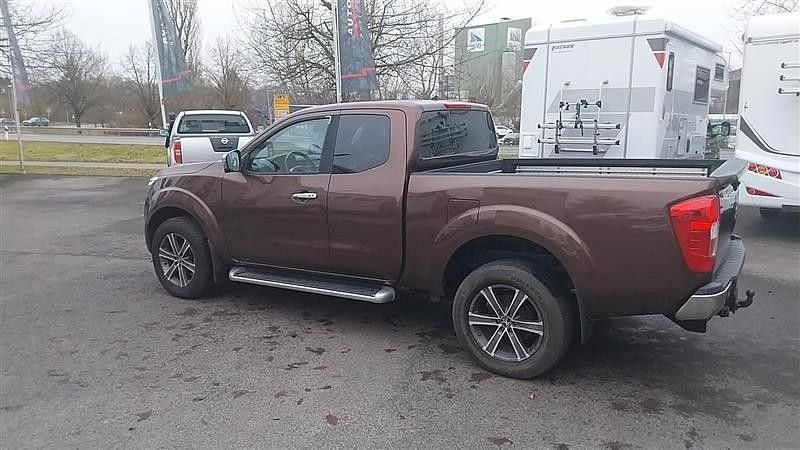 Gebraucht Nissan Navara N-Connecta 163 PS (119 kW) 2017 Earth bronze (m) Abholung