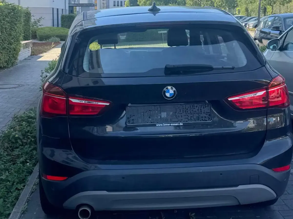 Gebraucht BMW X1 140 PS (102 kW) 2019 Schwarz SUV