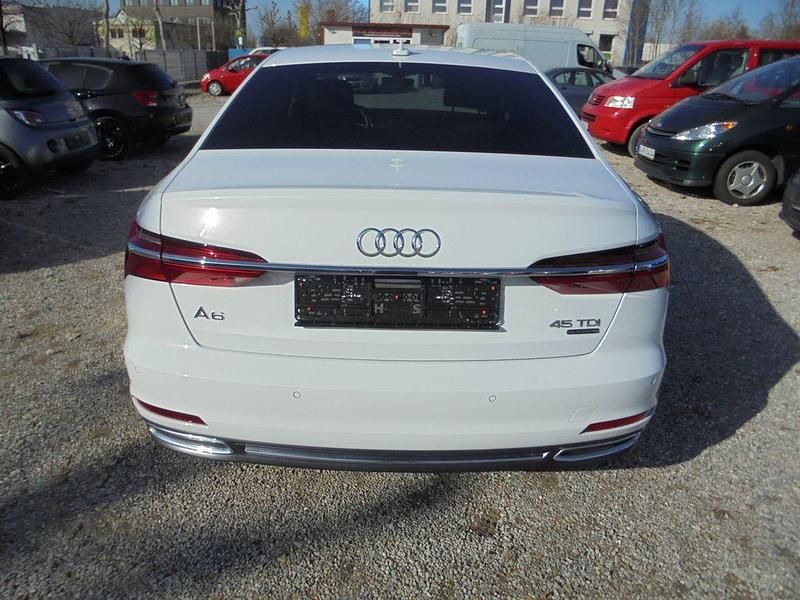 Gebraucht Audi A6 Design 231 PS (169 kW) 2020 Weiß Limousine