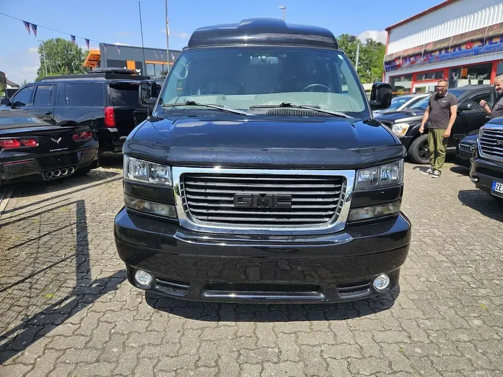 Gebraucht Chevrolet Express 314 PS (230 kW) 2011 Schwarz Van / Kleinbus