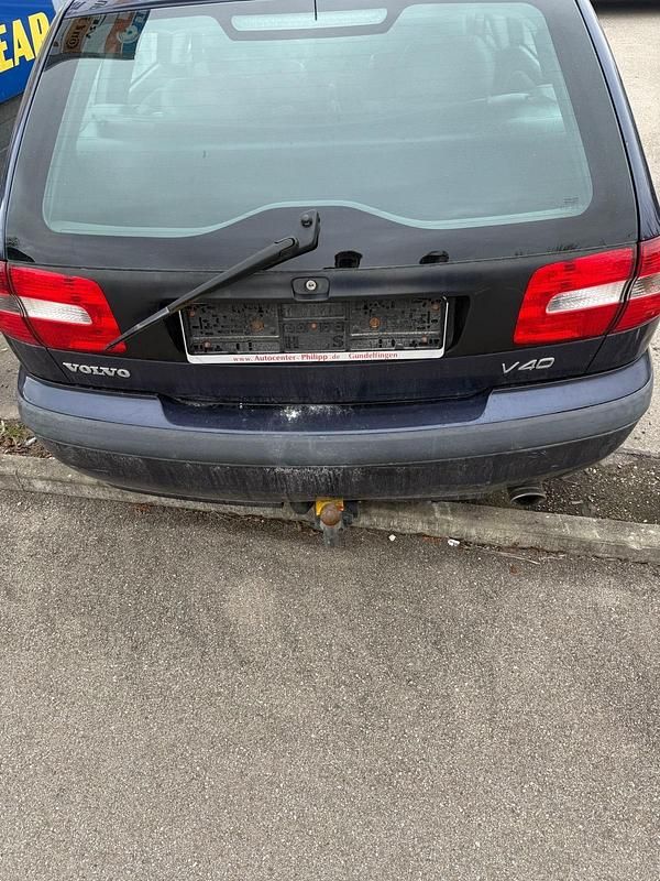 Gebraucht Volvo V40 113 PS (83 kW) 2001 Kombi