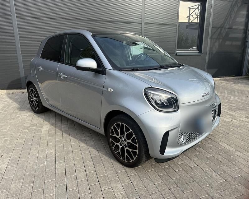 Gebraucht Smart ForFour Electric Drive 60 kW (82 PS) 2022 Silber Kleinwagen