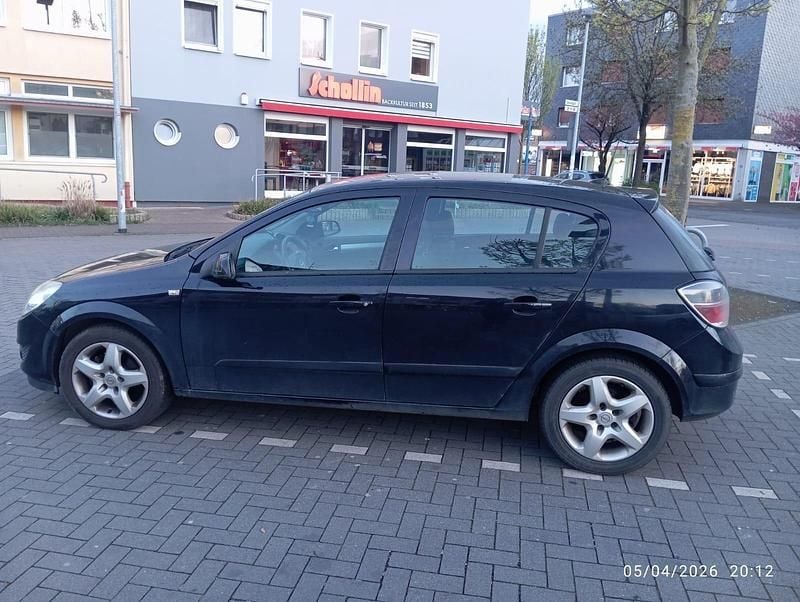Gebraucht Opel Astra 101 PS (74 kW) 2007 Schwarz Limousine