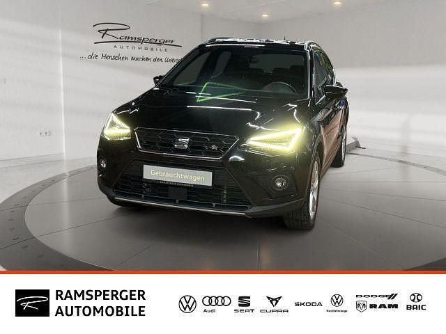 Schwarz (midnight schwarz) Gebraucht 2021 Seat Arona FR SUV | 16.930 € (Fairer Preis) - Bild 1/4