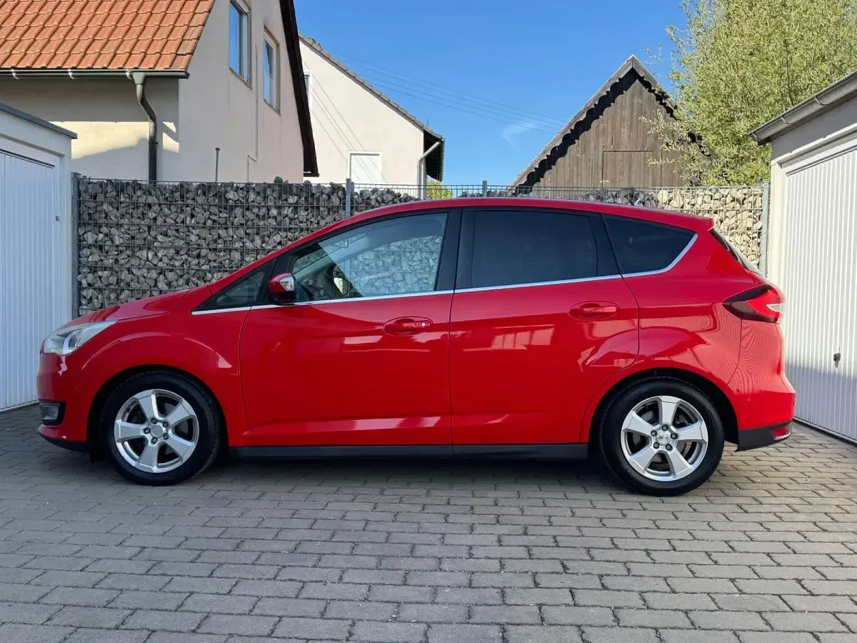 Gebraucht Ford C-MAX Titanium 120 PS (88 kW) 2016 Rot Van / Kleinbus
