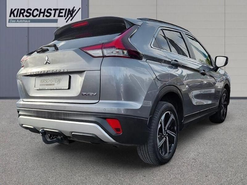 Usado Mitsubishi Eclipse Cross Plus 138 HP (101 kW) 2022 Cinzento SUV