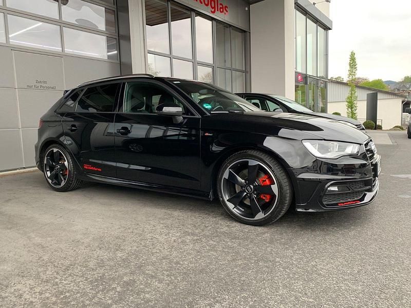Schwarz Gebraucht 2014 Audi A3 S-Line Limousine | 13.700 € (Etwas zu teuer) - Bild 1/4
