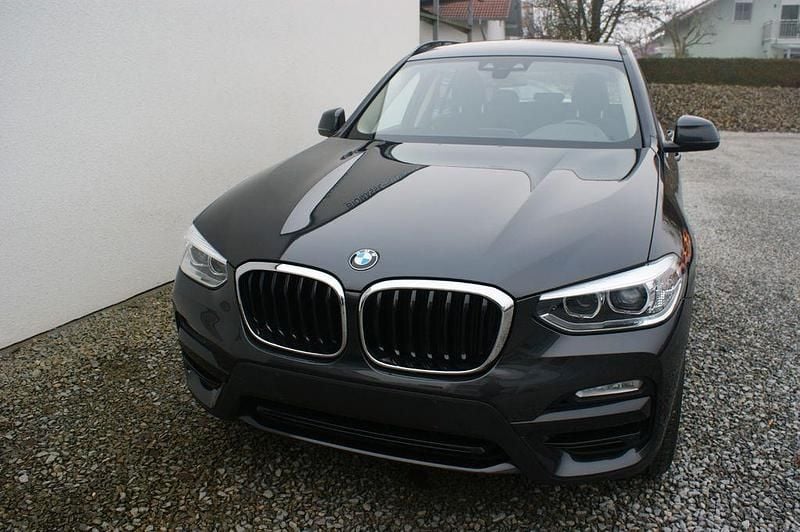 Gebraucht BMW X3 Advantage 252 PS (185 kW) 2019 Grau SUV