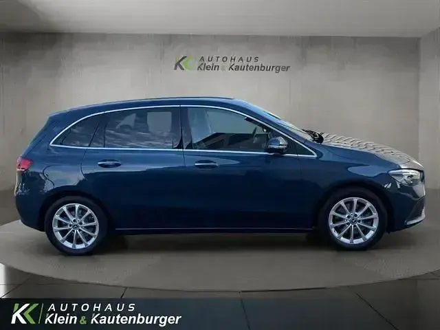Gebraucht Mercedes B220 Progressive 190 PS (139 kW) 2019 Blau Kleinwagen