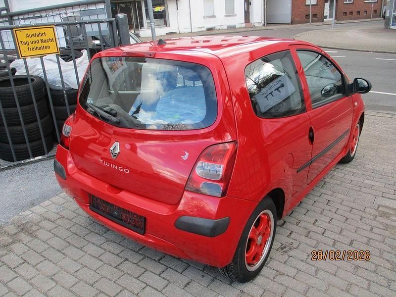 Gebraucht Renault Twingo Authentique 58 PS (42 kW) 2009 Rot Kleinwagen