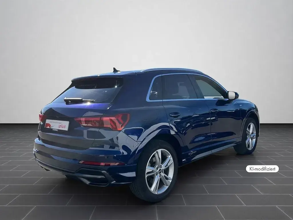 Gebraucht Audi Q3 S-Line 245 PS (180 kW) 2022 Blau SUV