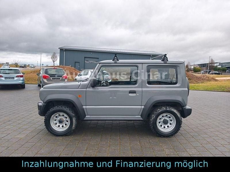 Gebraucht Suzuki Jimny Comfort 102 PS (75 kW) 2019 Grau SUV