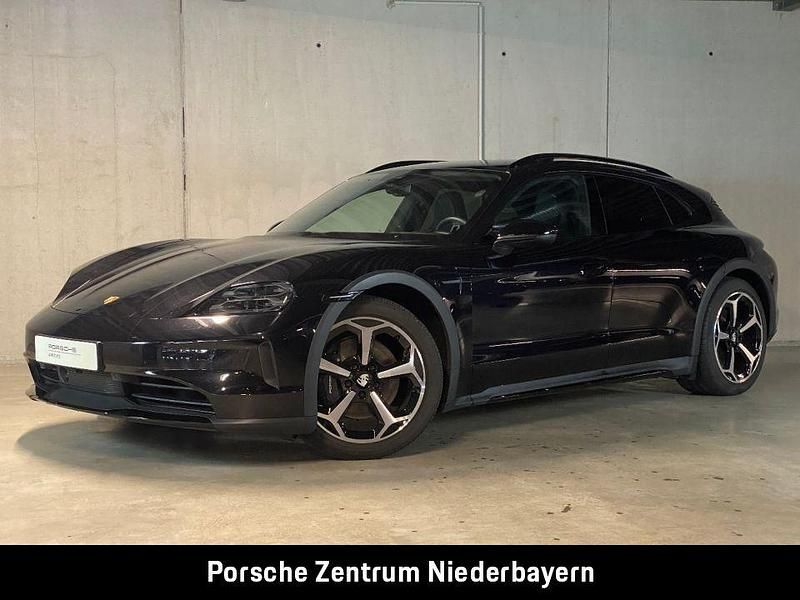 Tiefschwarzmetallic Gebraucht 2024 Porsche Taycan Cross Turismo Limousine | 88.790 € - Bild 1/4
