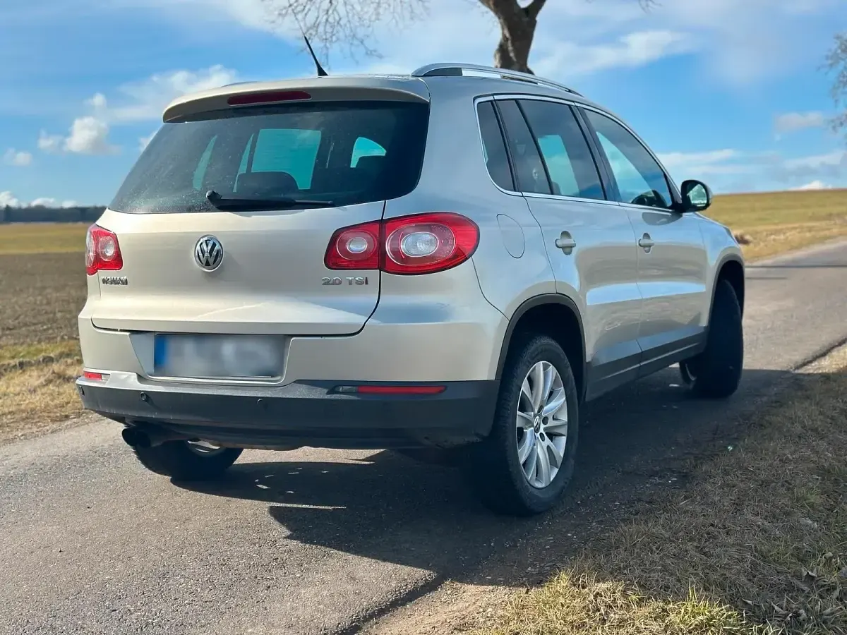 Gebraucht VW Tiguan 170 PS (125 kW) 2009 Weiß SUV