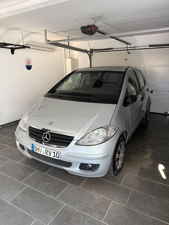 Gebraucht Mercedes A170 116 PS (85 kW) 2006 Silber Van / Kleinbus