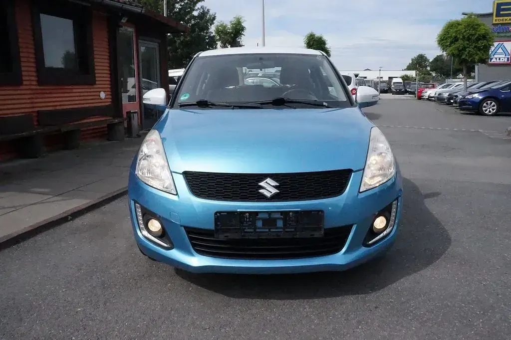 Gebraucht Suzuki Swift Basic 94 PS (69 kW) 2015 Kleinwagen