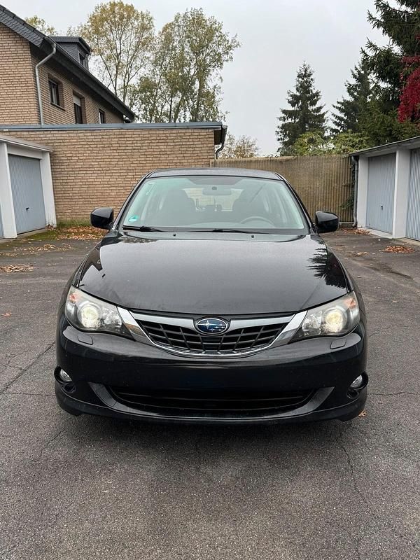 Schwarz Gebraucht 2010 Subaru Impreza Limousine | 2.700 € (Superpreis) - Bild 1/4