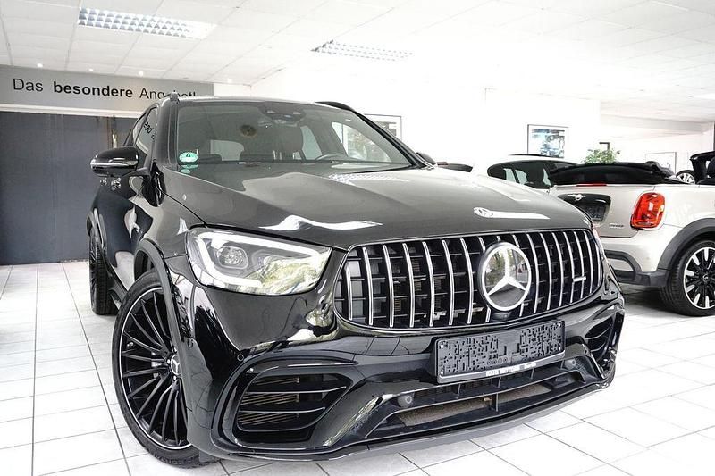 Schwarz Gebraucht 2020 Mercedes GLC63 AMG AMG SUV | 61.950 € (Fairer Preis) - Bild 1/4