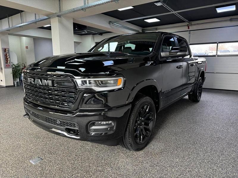Neu Dodge Ram Limited 540 PS (397 kW) 2025 Schwarz Pickup