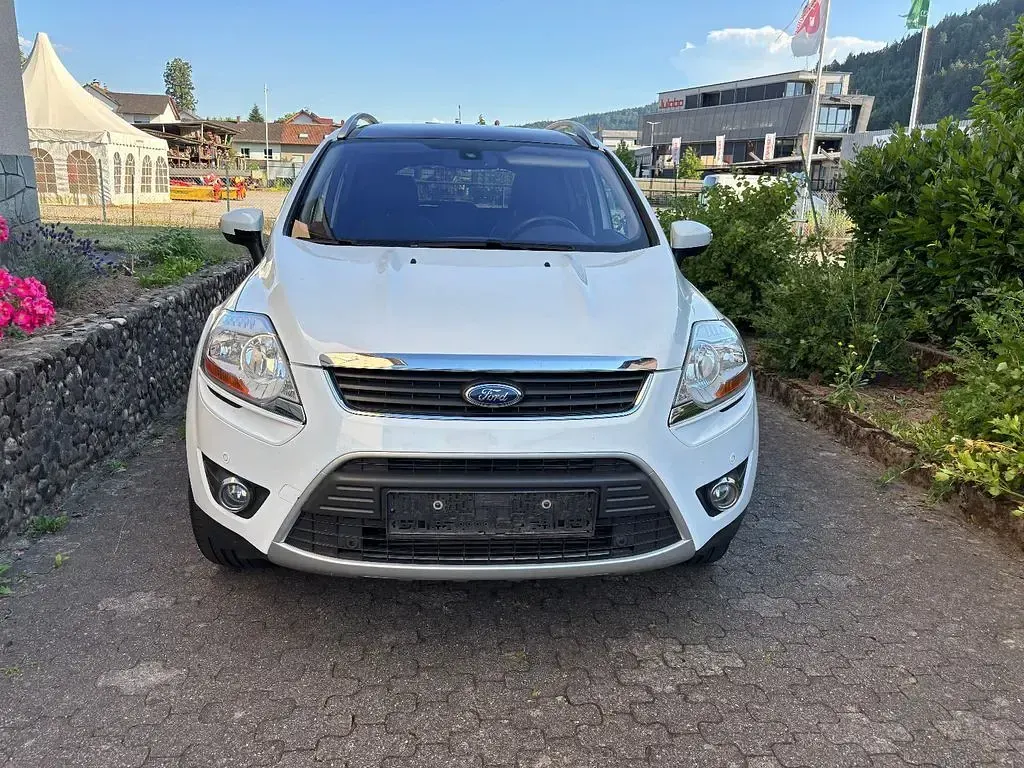 Gebraucht Ford Kuga S 140 PS (102 kW) 2011 Weiß SUV