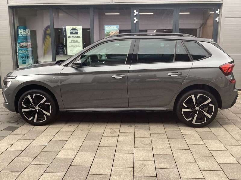 Grau Neu 2025 Skoda Kamiq Monte Carlo SUV | 32.950 € (Etwas zu teuer) - Bild 1/4
