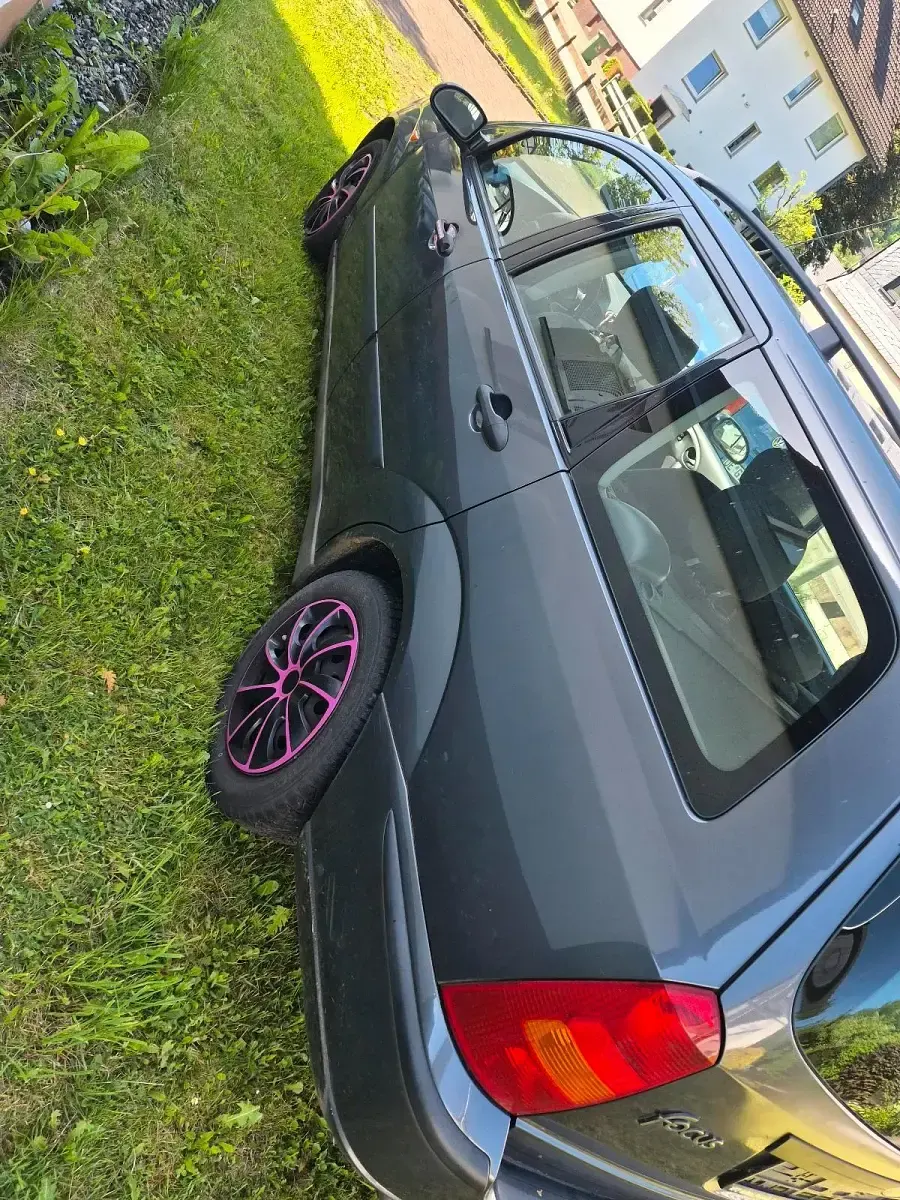 Used Ford Focus 115 HP (84 kW) 2004 Grey Estate