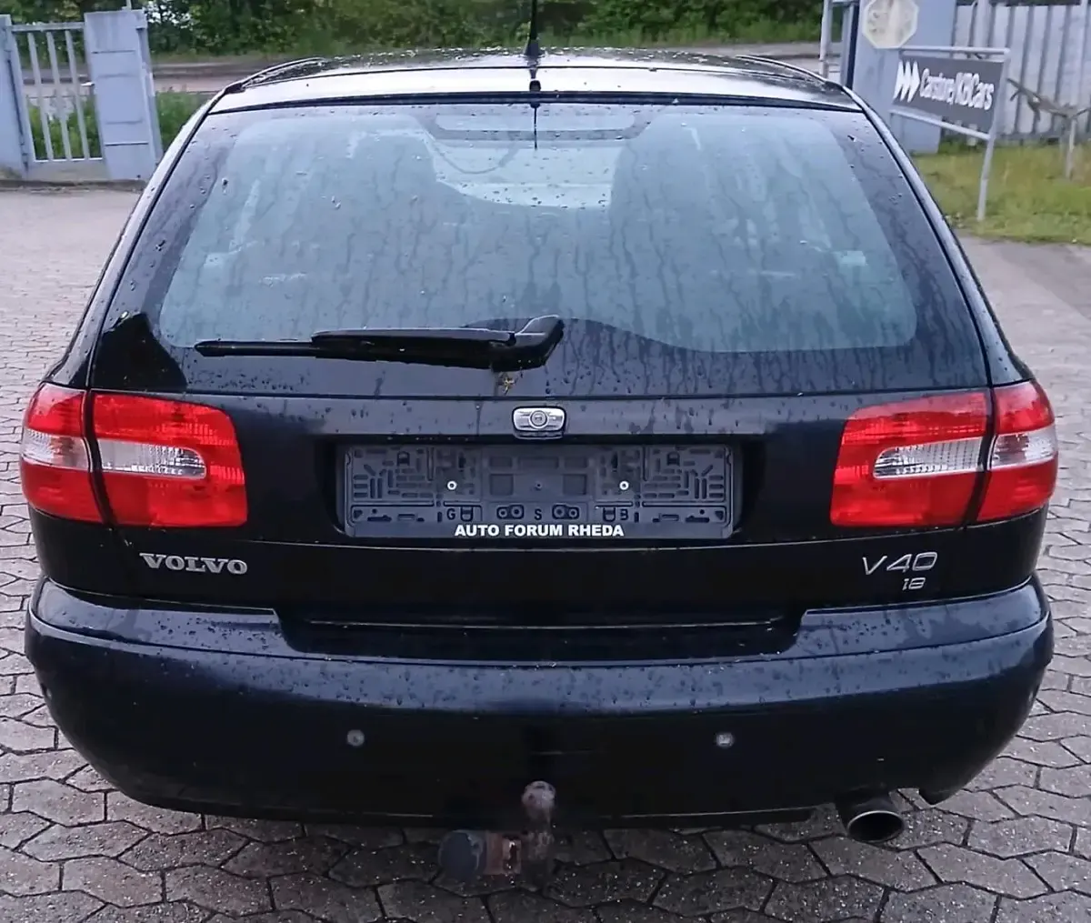 Gebraucht Volvo V40 122 PS (89 kW) 2002 Schwarz Kombi