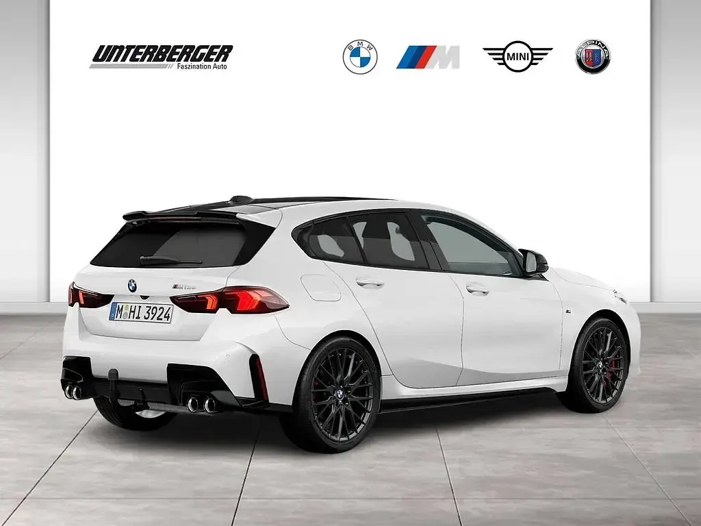Brugt BMW M135 Performance 317 HK (233 kW) 2025 Hvid Hatchback