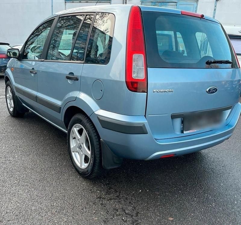 Gebraucht Ford Fusion 80 PS (58 kW) 2006 Blau Kleinwagen