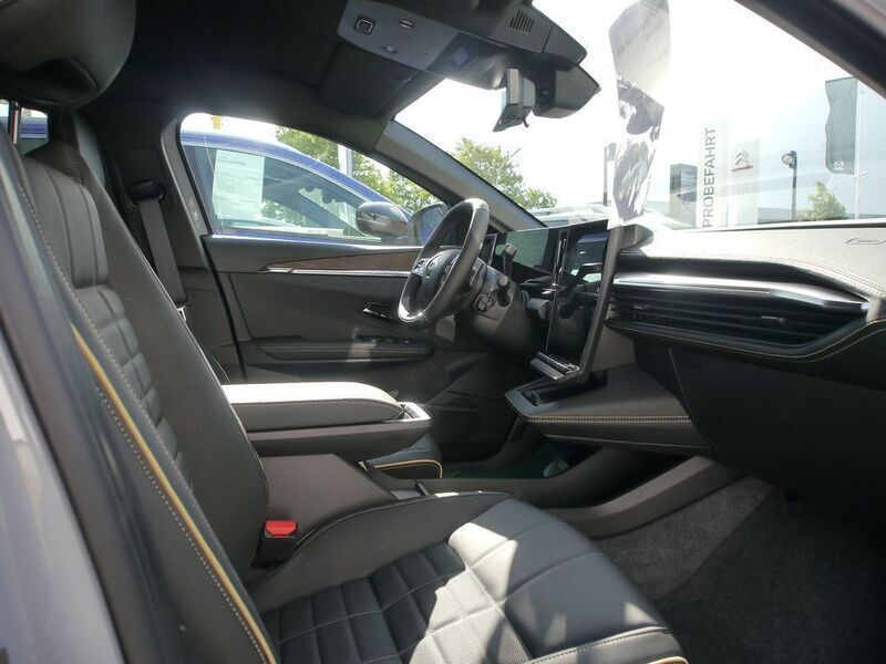 Gebraucht Renault Megane E-Tech Iconic 160 kW (218 PS) 2024 Grau Limousine